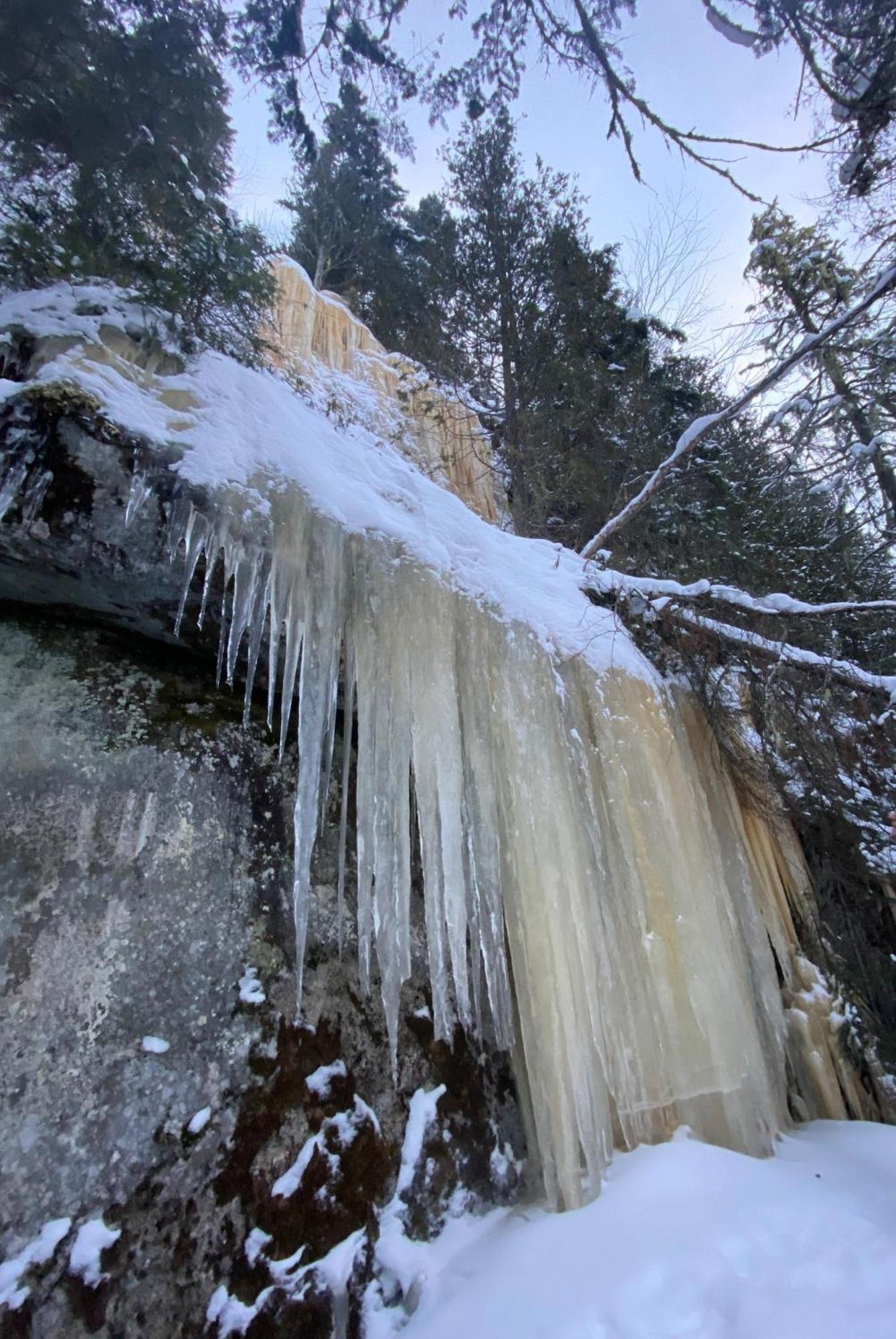 Kan-A-Mouche Pourvoirie Auberge Et Chalets แซ็งต์-มิเชล-เดส์-แซ็งส์ ภายนอก รูปภาพ