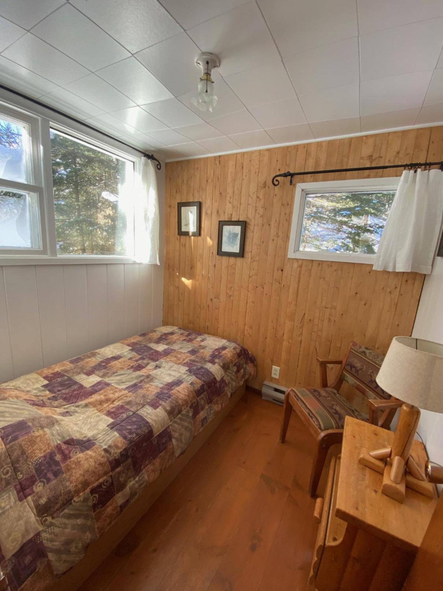 Kan-A-Mouche Pourvoirie Auberge Et Chalets แซ็งต์-มิเชล-เดส์-แซ็งส์ ภายนอก รูปภาพ